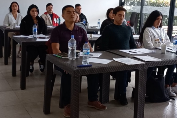 Seminario de sanación emocional y desarrollo personal en Somos Bienestar Transformador